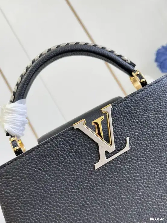 Fake Louis Bags LOUIS MM VUITTON CAPUCINES 0507
